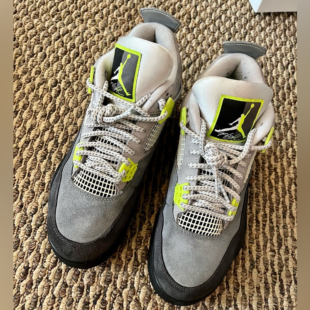 Air Jordan 4 Retro SE ‘Neon 95’